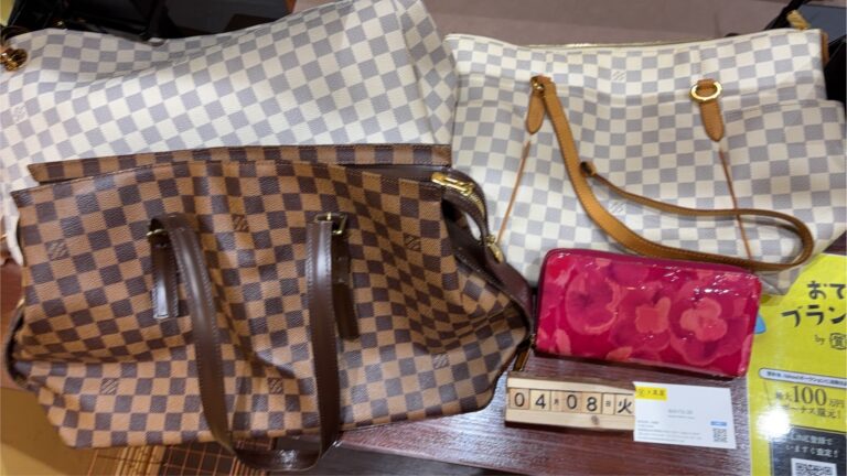 Louis Vuitton　クラヴァット LV スペリング ネクタイ シルク M77848 買取